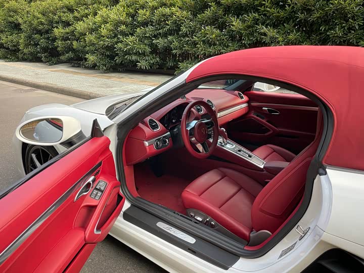 Фото 8 - Porsche 718