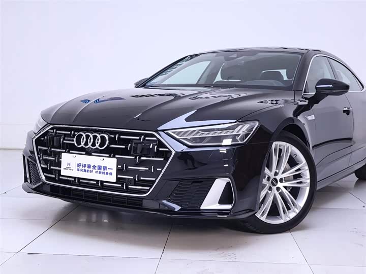 Фото 3 - Audi A7L