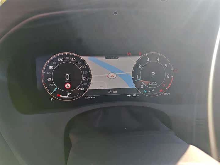 Фото 13 - Jaguar XE L