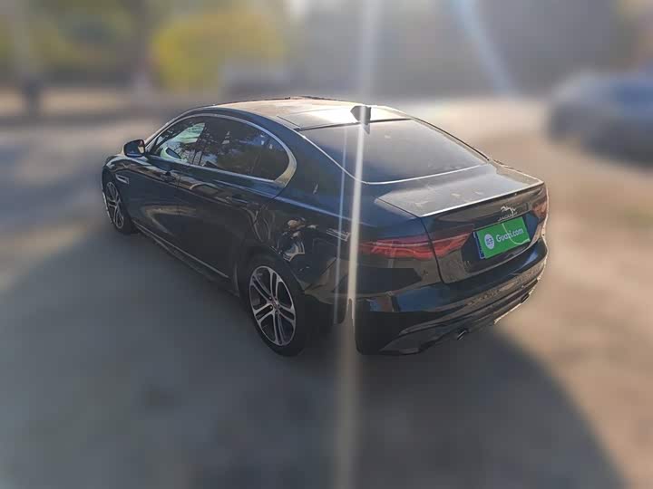 Фото 5 - Jaguar XE L