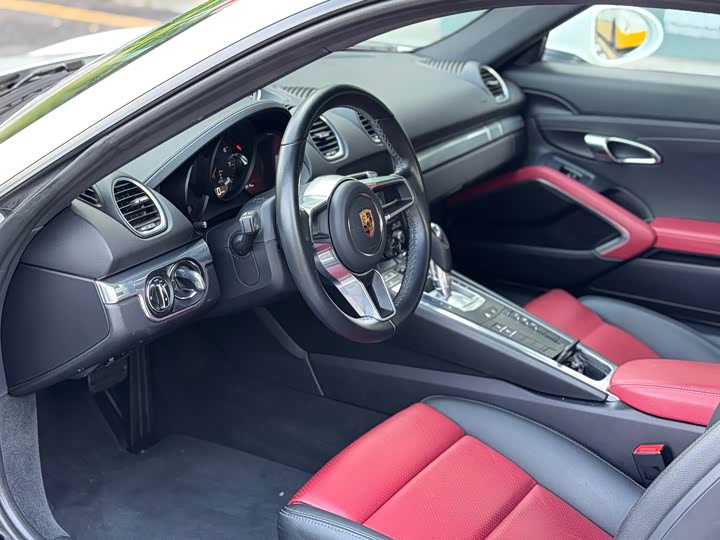 Фото 17 - Porsche 718