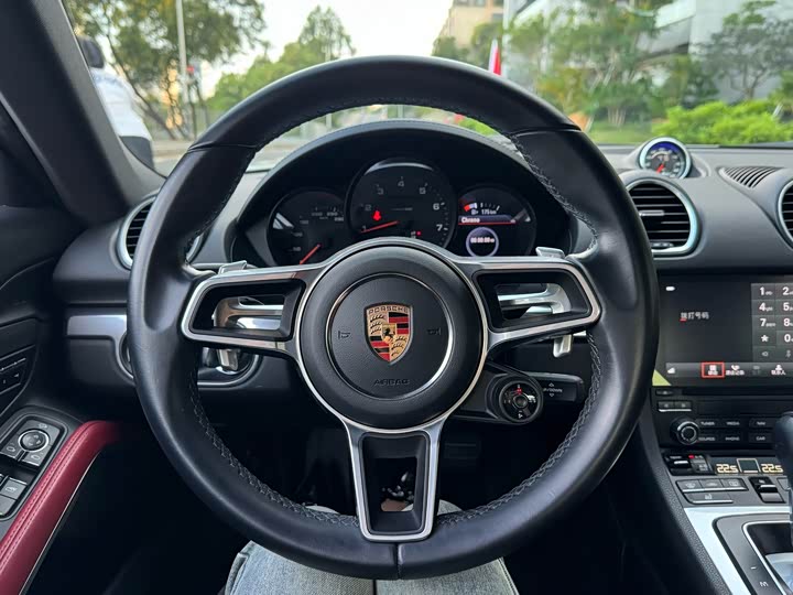 Фото 21 - Porsche 718