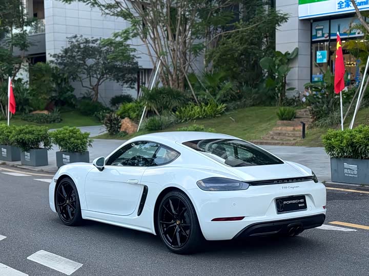 Фото 8 - Porsche 718