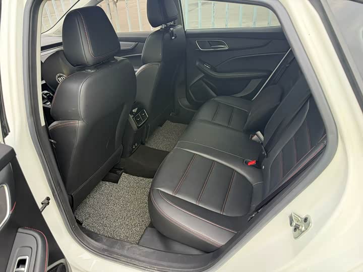 Фото 7 - MG Motor 6