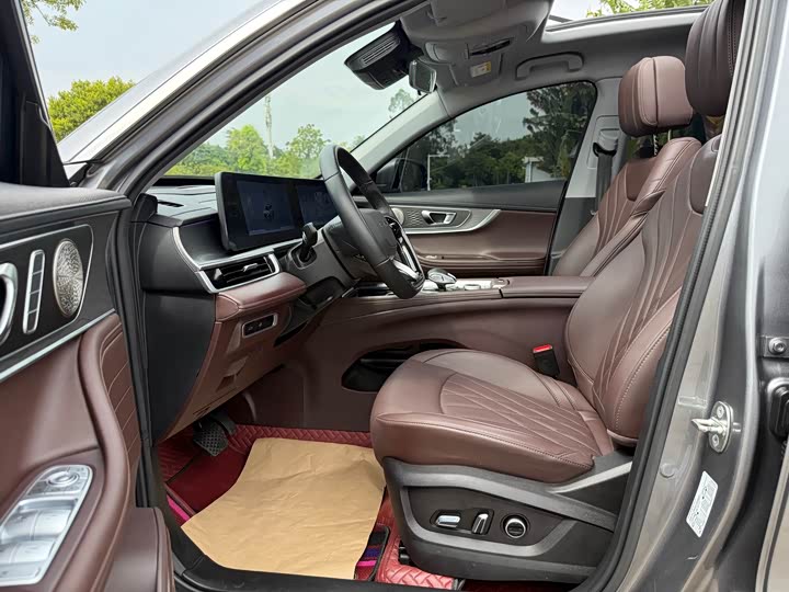 Фото 11 - Chery Tiggo 8 Pro