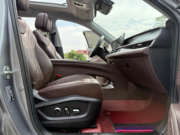 Фото 16 - Chery Tiggo 8 Pro