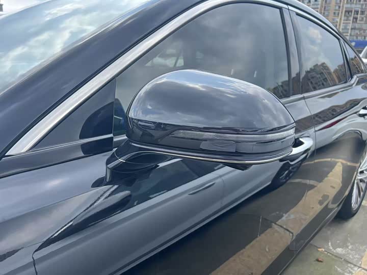 Фото 22 - Bestune B70