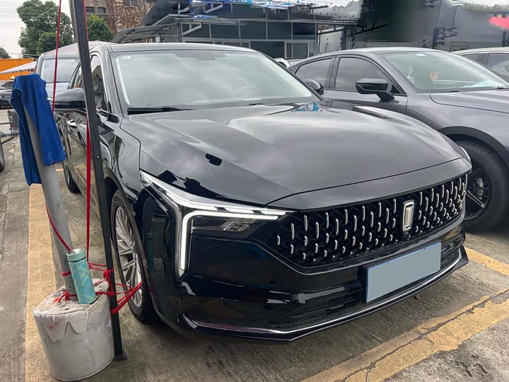 Фото 30 - Bestune B70