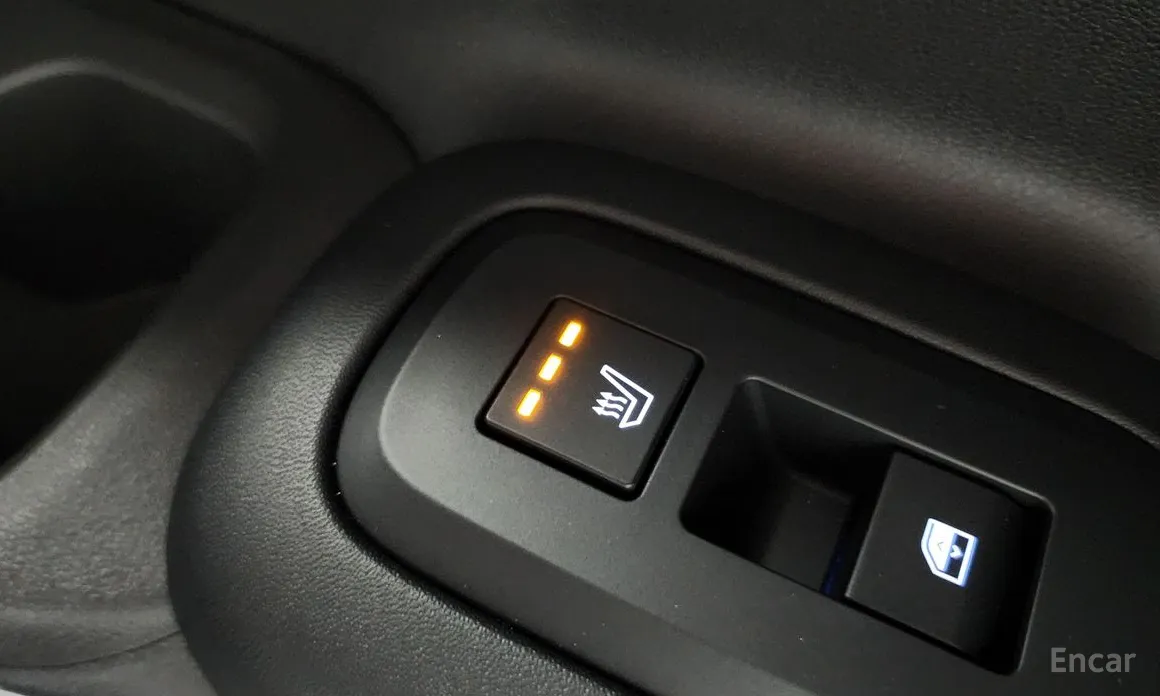 Фото 19 - Hyundai Santa Fe