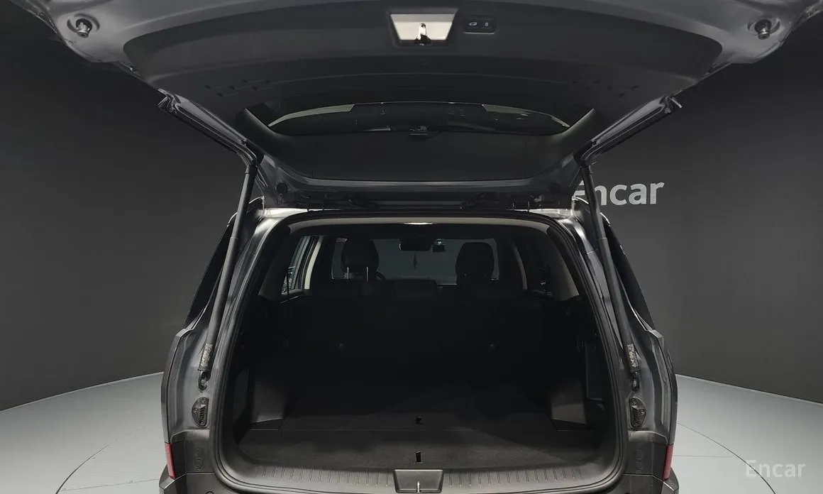 Фото 20 - Hyundai Santa Fe