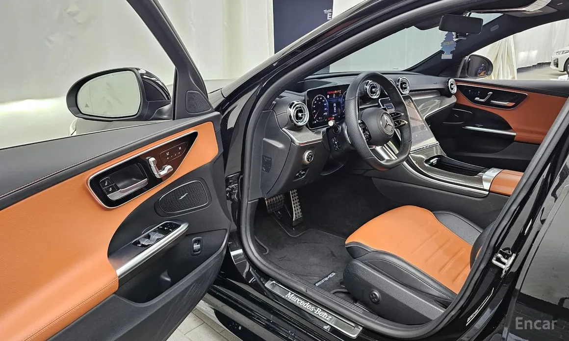 Фото 10 - Mercedes-Benz C-Class