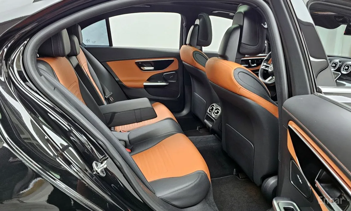 Фото 12 - Mercedes-Benz C-Class