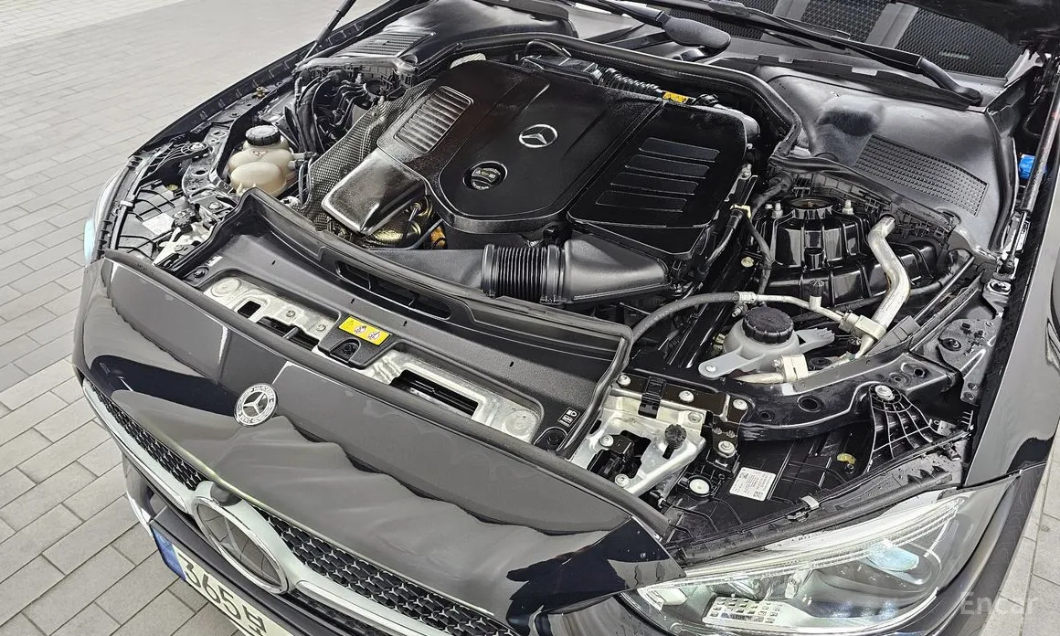 Фото 6 - Mercedes-Benz C-Class