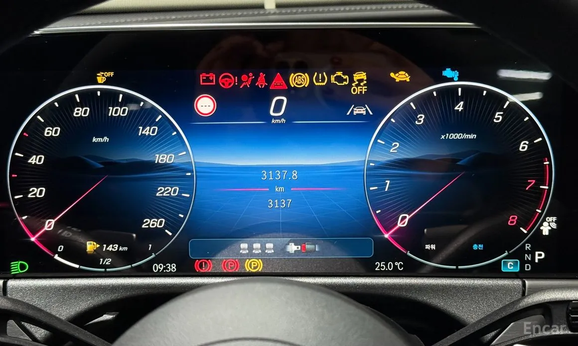 Фото 11 - Mercedes-Benz E-Class