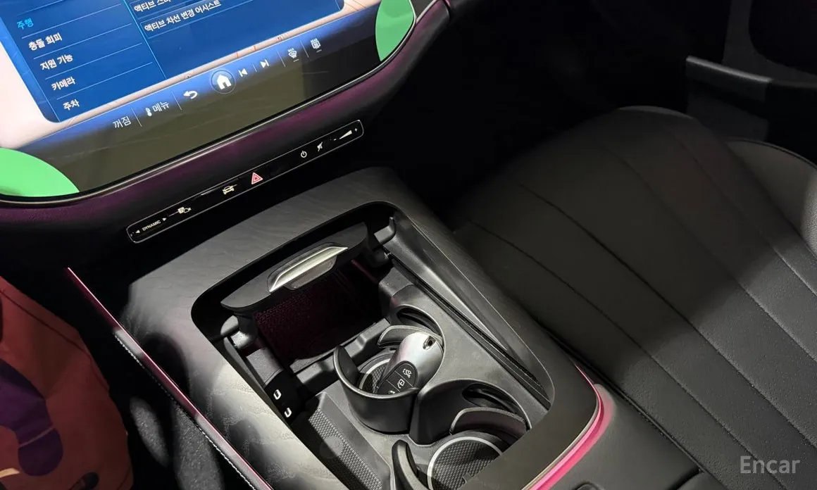 Фото 14 - Mercedes-Benz E-Class