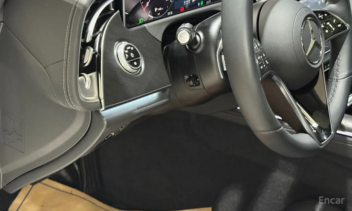 Фото 17 - Mercedes-Benz E-Class