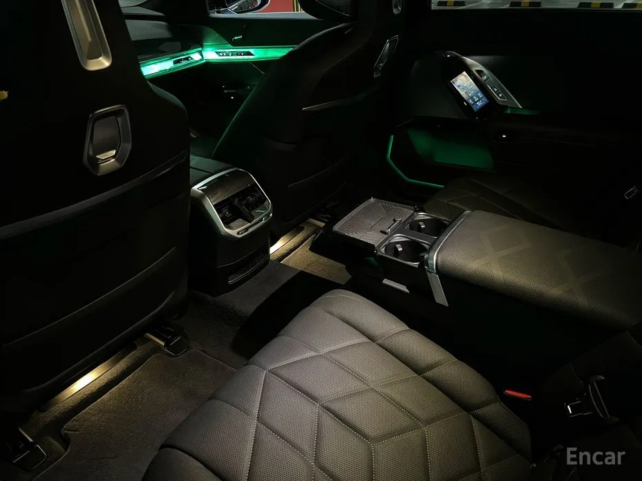 Фото 7 - BMW 7 Series