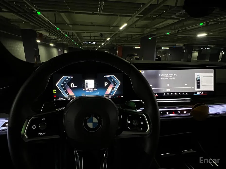 Фото 8 - BMW 7 Series