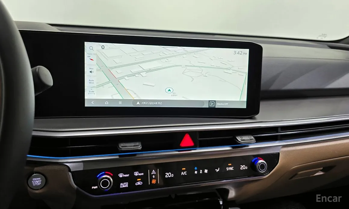 Фото 16 - Kia Sorento