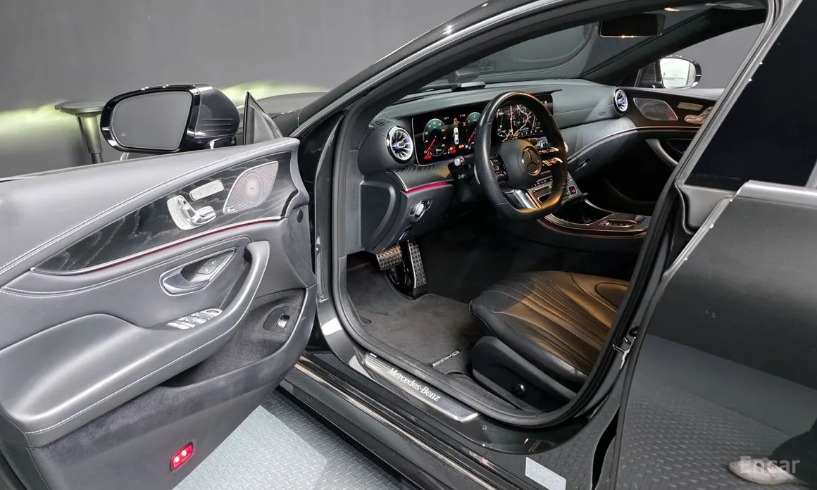 Фото 10 - Mercedes-Benz CLS-Class