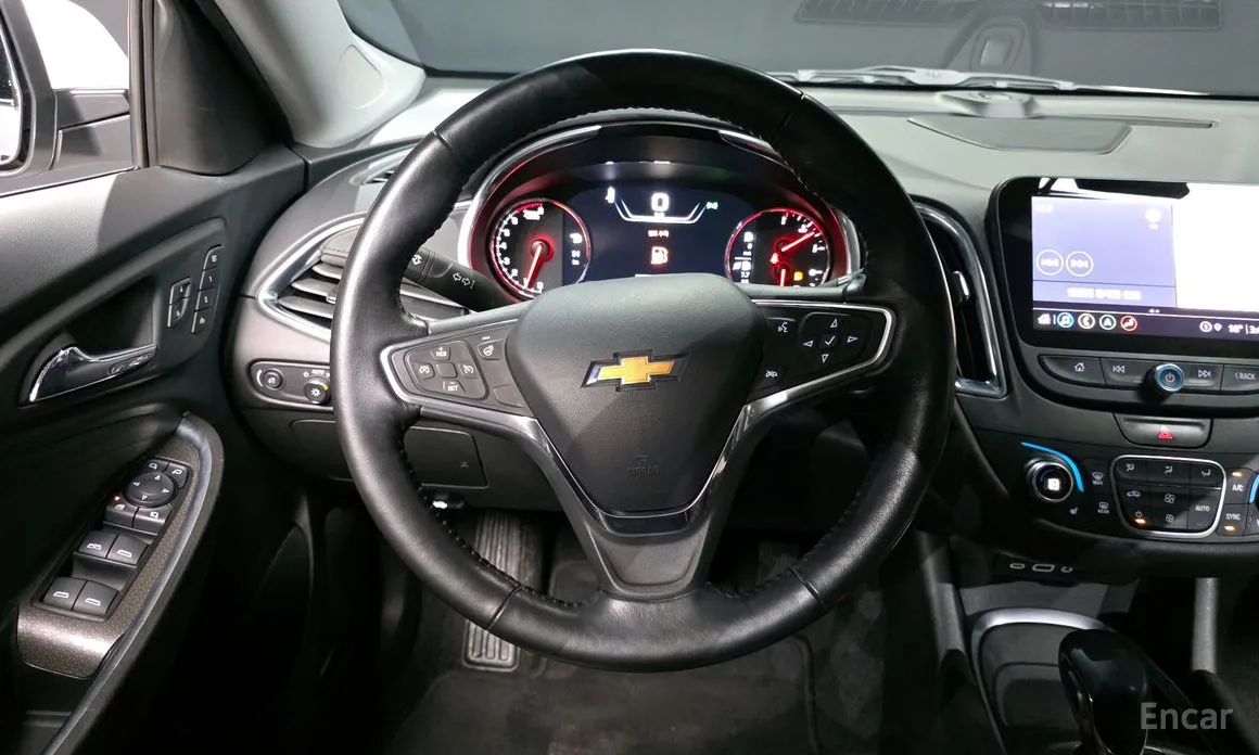 Фото 13 - Chevrolet Malibu