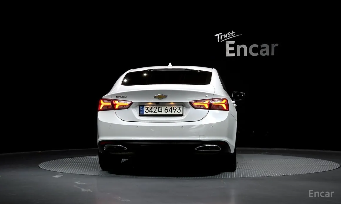 Фото 4 - Chevrolet Malibu