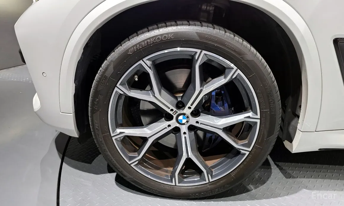 Фото 5 - BMW X5