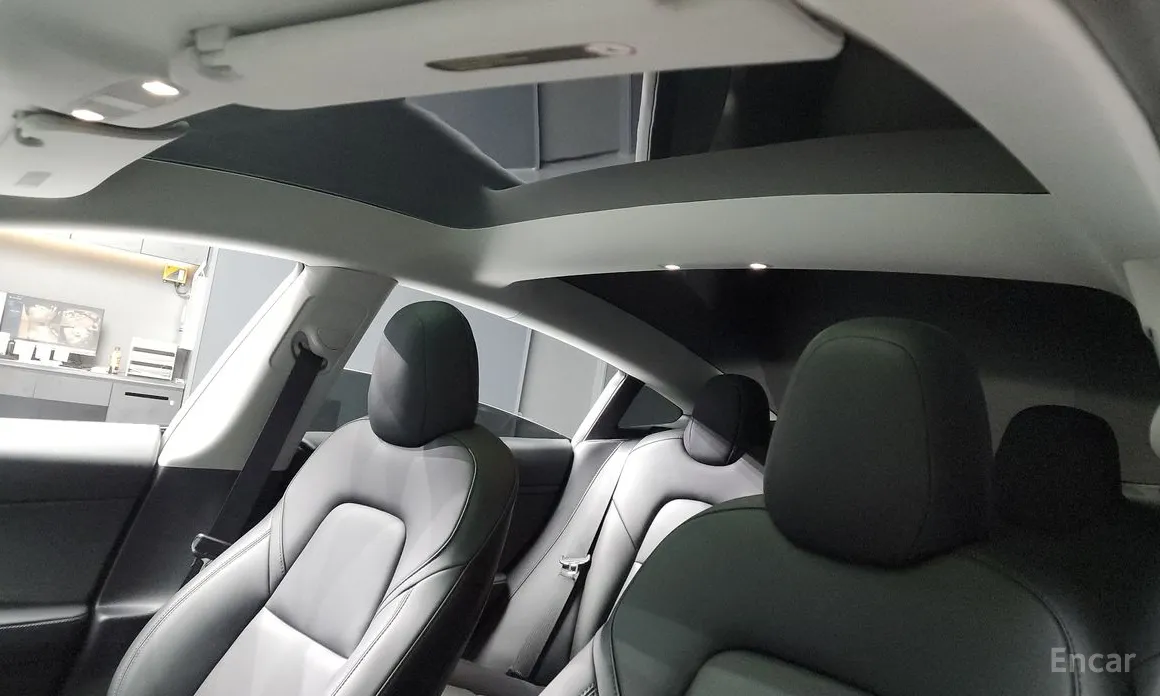 Фото 19 - Tesla Model 3