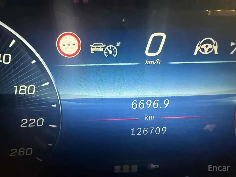 Фото 5 - Mercedes-Benz S-Class