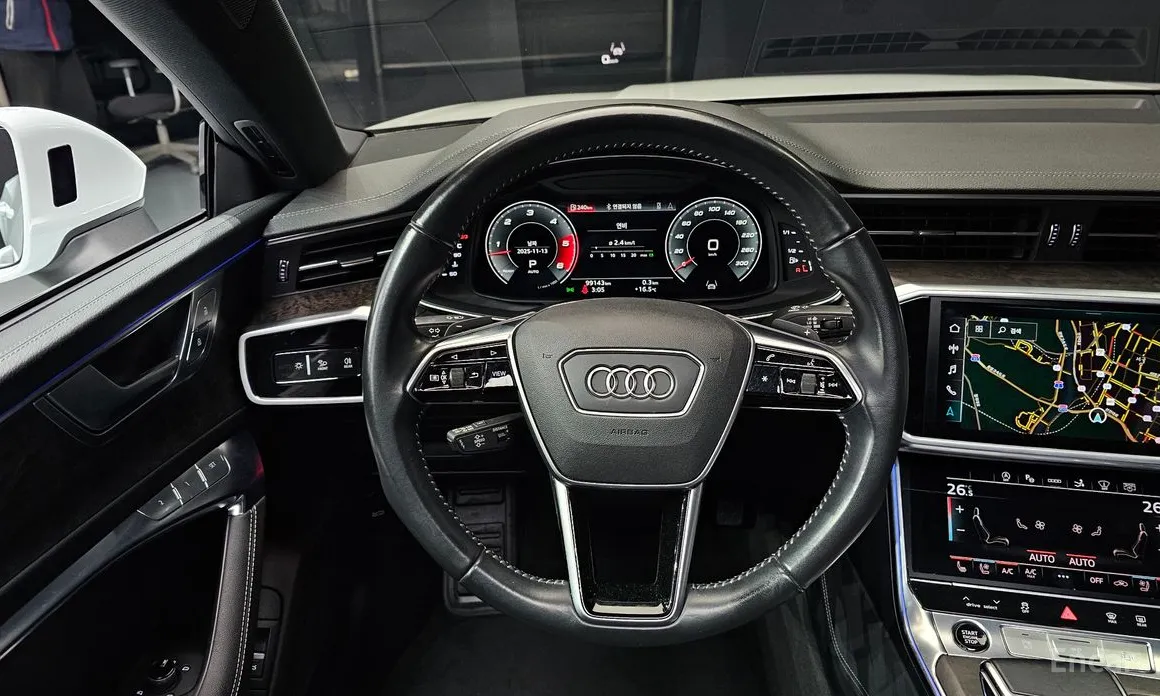 Фото 13 - Audi A7