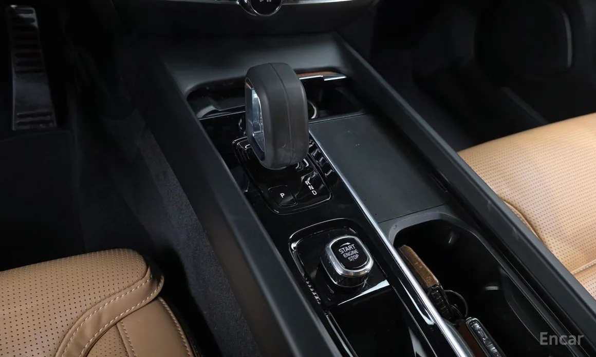 Фото 9 - Volvo V60