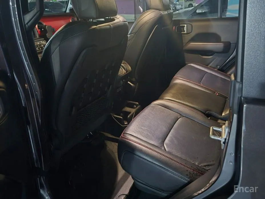 Фото 9 - Jeep Gladiator