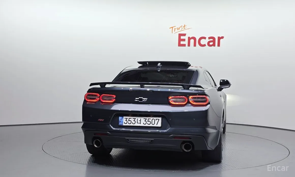 Фото 4 - Chevrolet Camaro