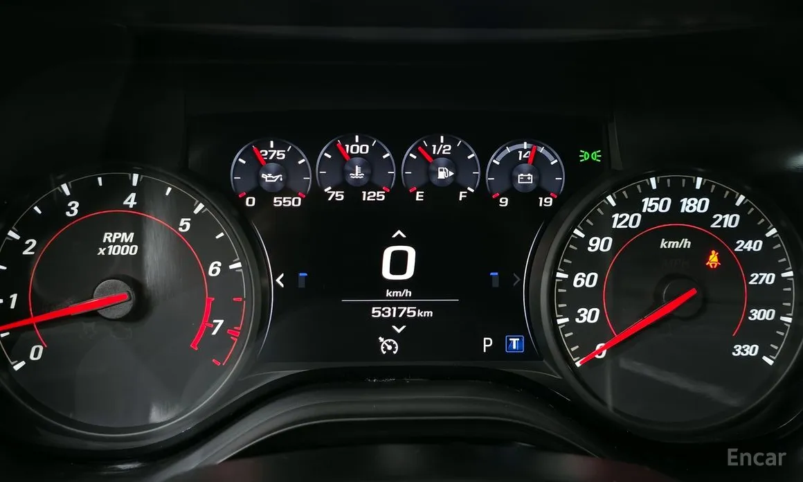 Фото 8 - Chevrolet Camaro