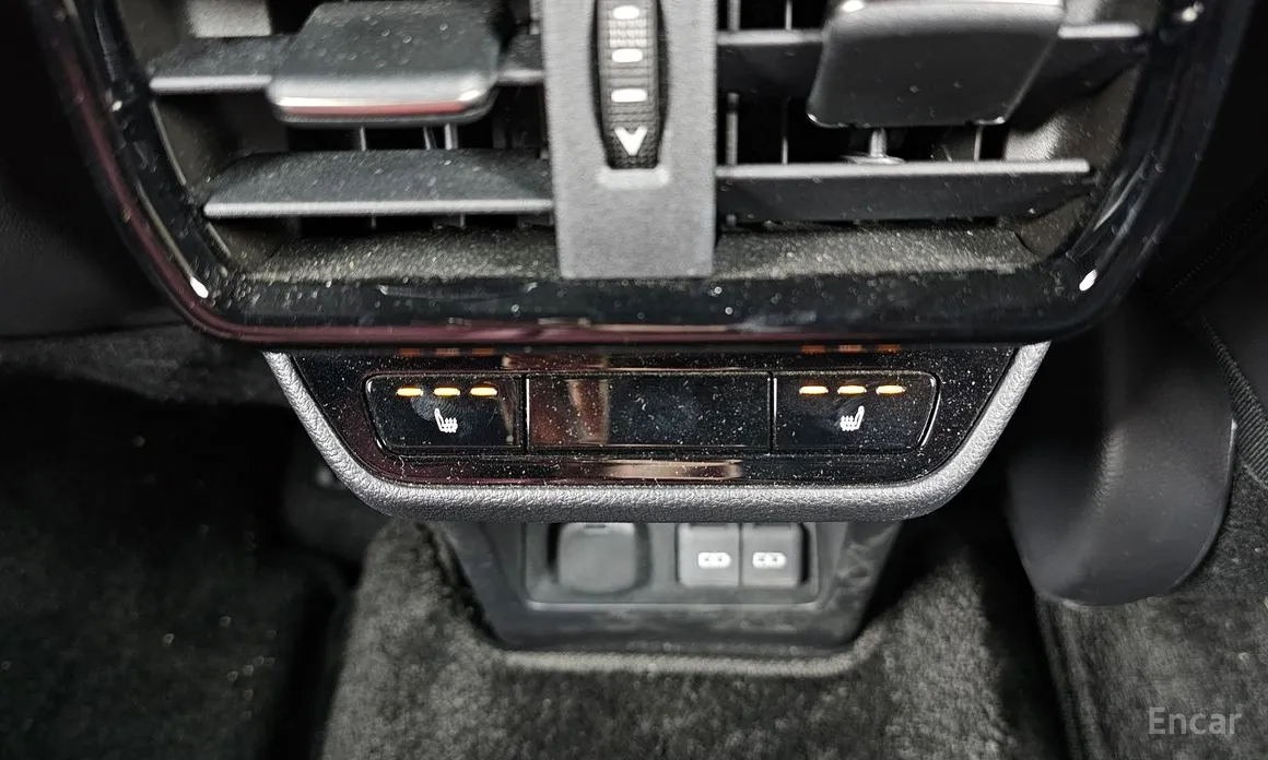 Фото 18 - Lexus NX