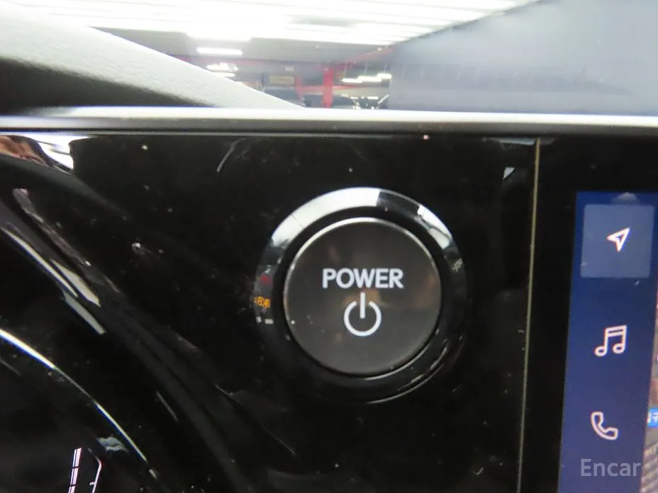 Фото 11 - Lexus RX