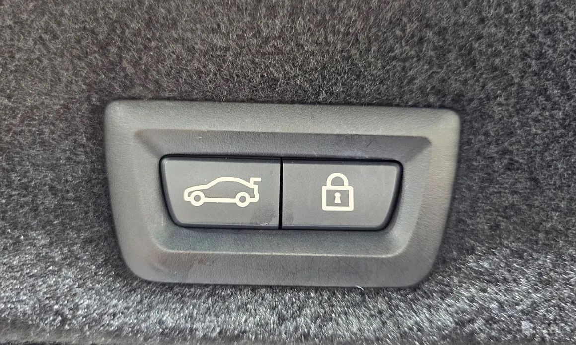 Фото 20 - BMW 7 Series