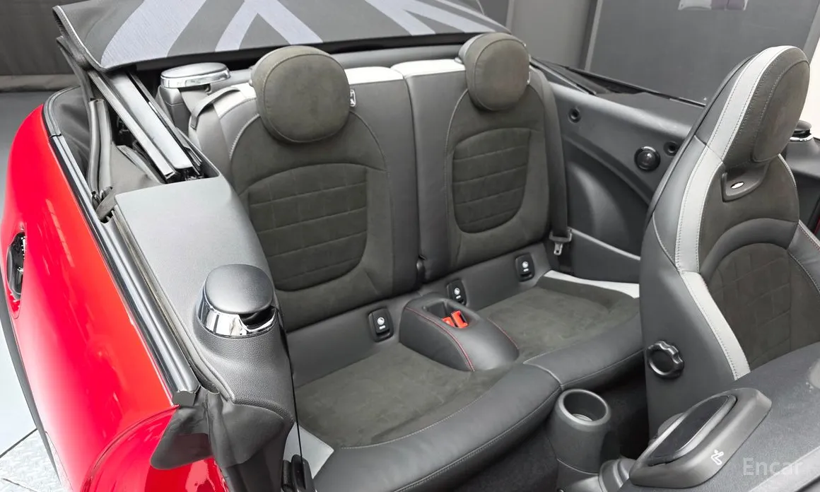 Фото 12 - Mini Cooper Convertible