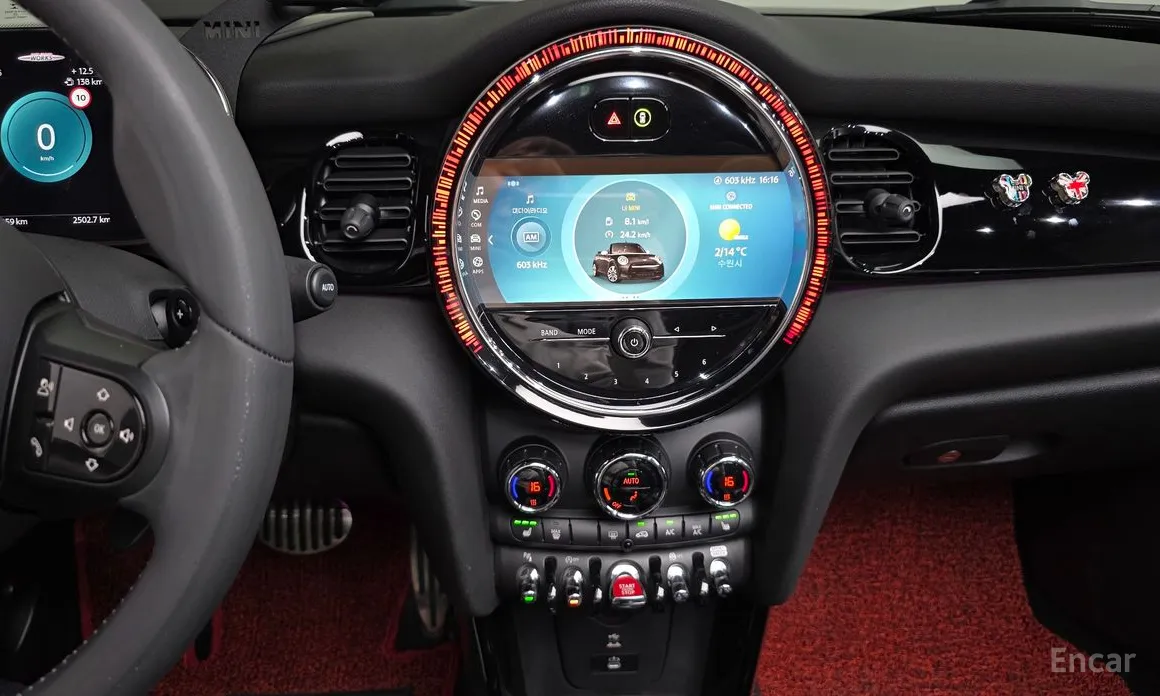 Фото 14 - Mini Cooper Convertible