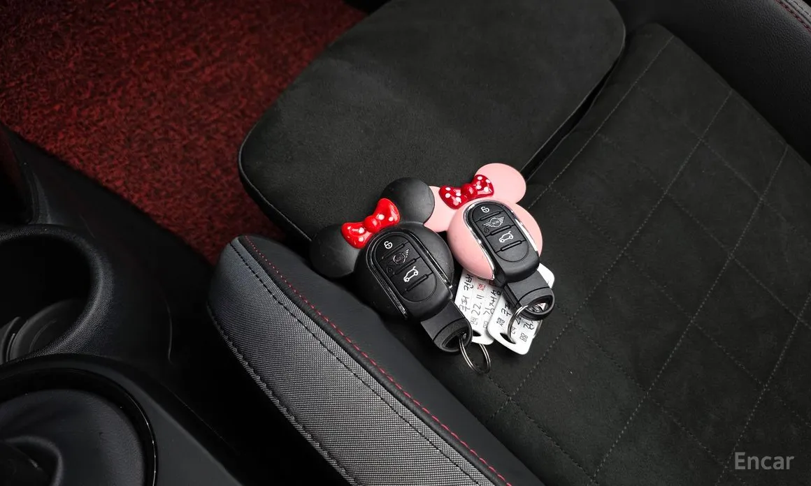 Фото 19 - Mini Cooper Convertible