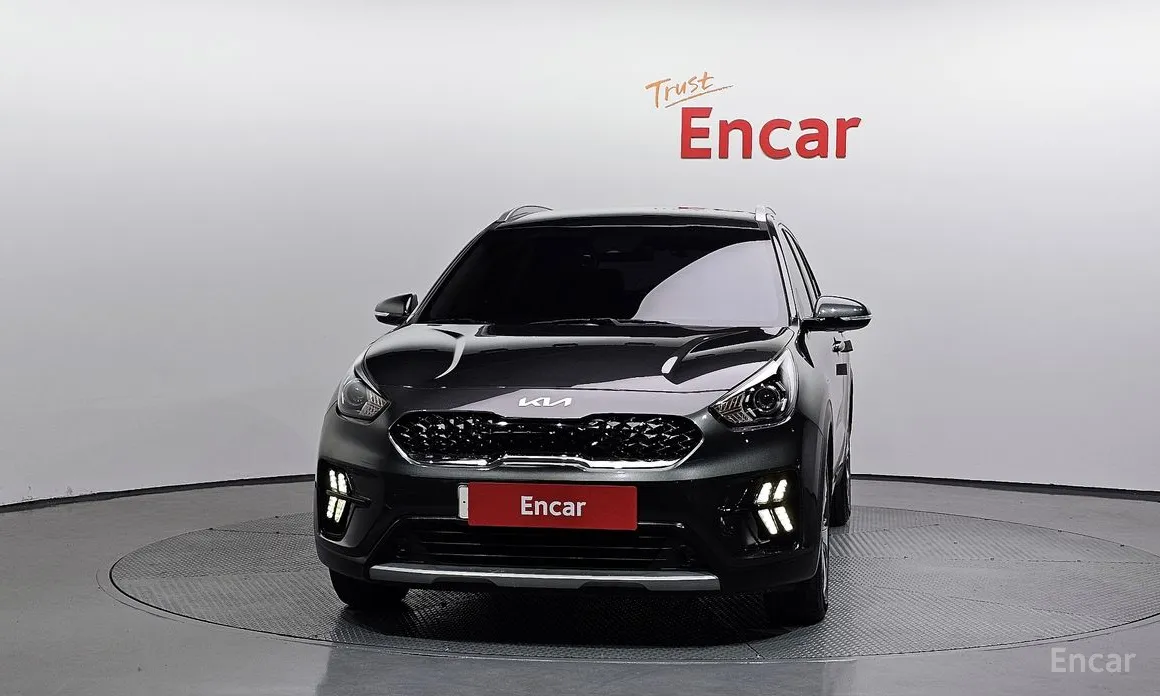 Фото 3 - Kia Niro