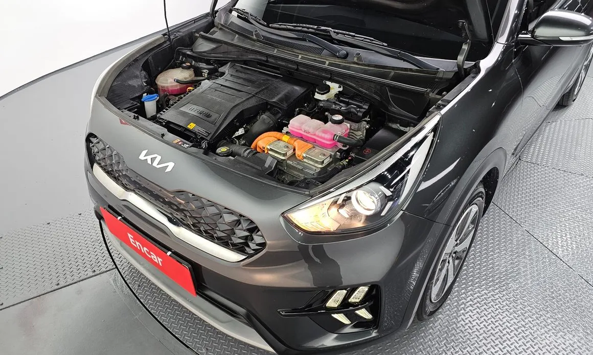 Фото 6 - Kia Niro