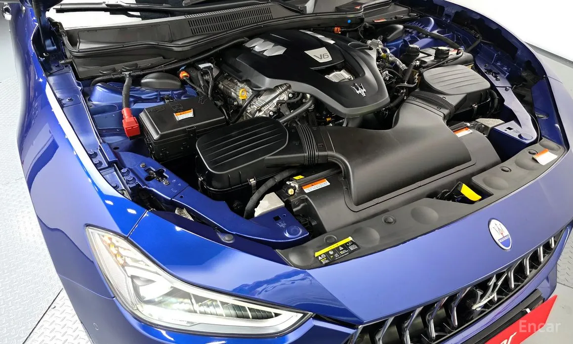 Фото 6 - Maserati Ghibli