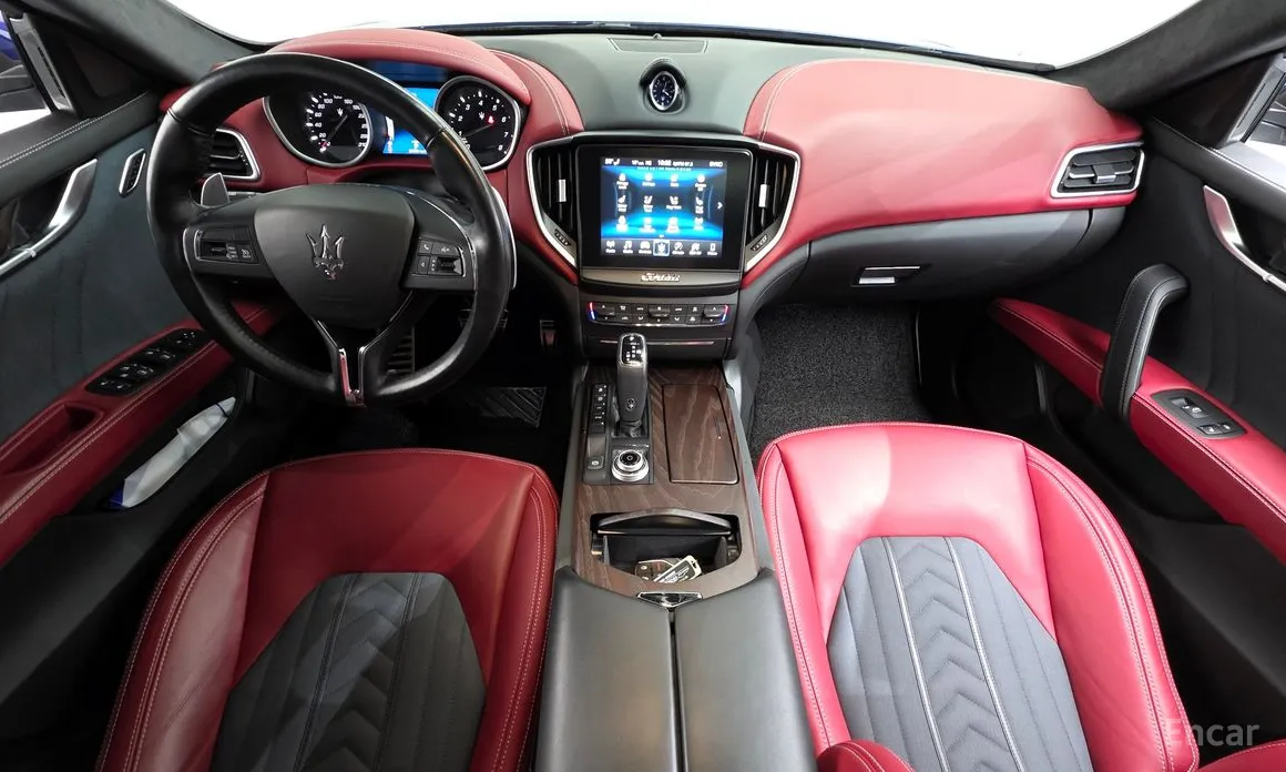 Фото 7 - Maserati Ghibli