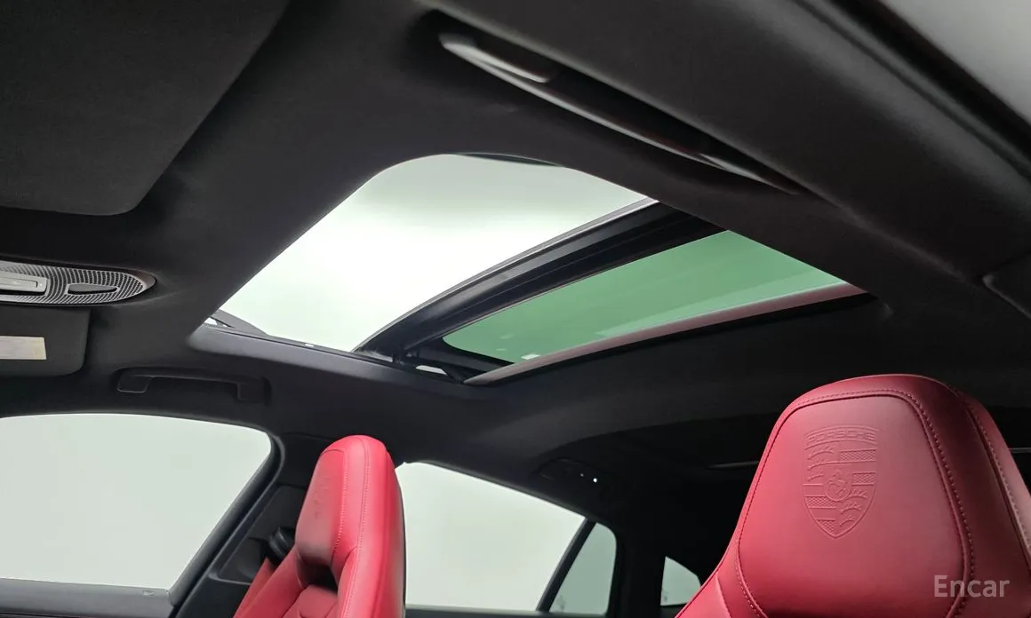 Фото 19 - Porsche Panamera