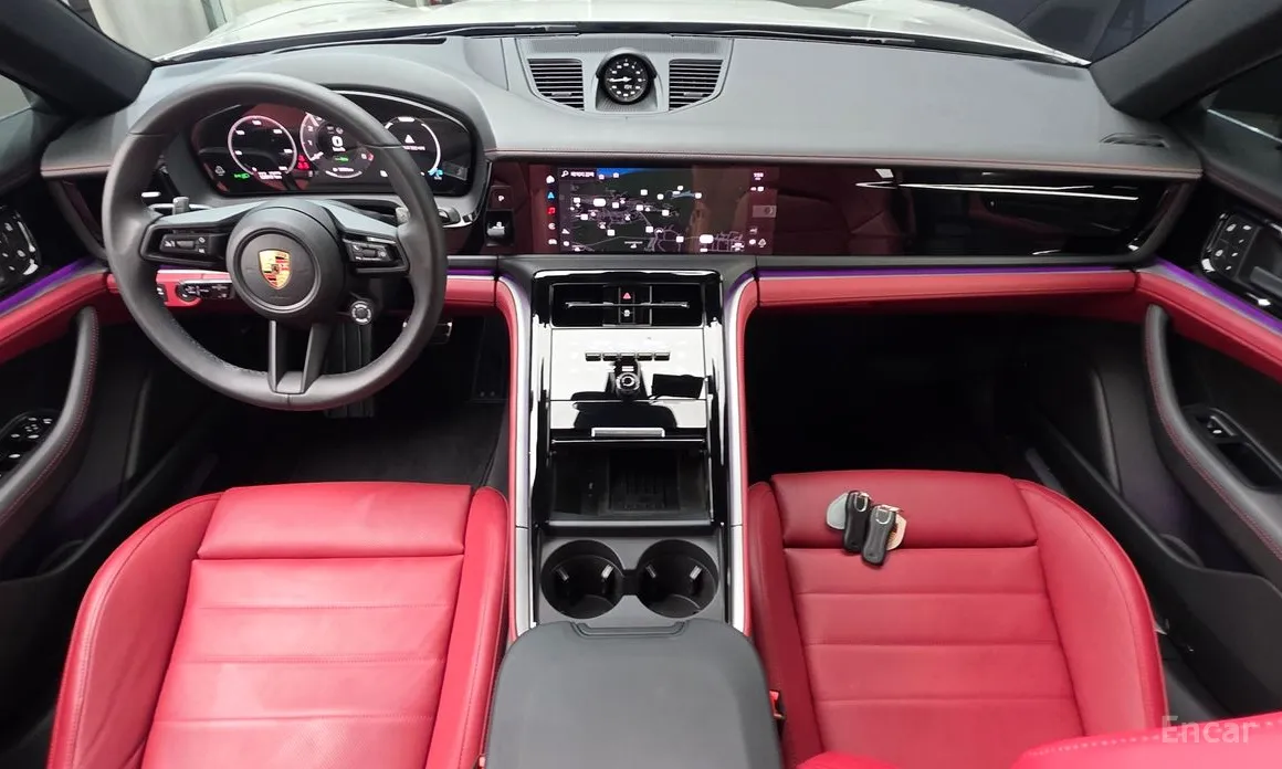 Фото 7 - Porsche Panamera