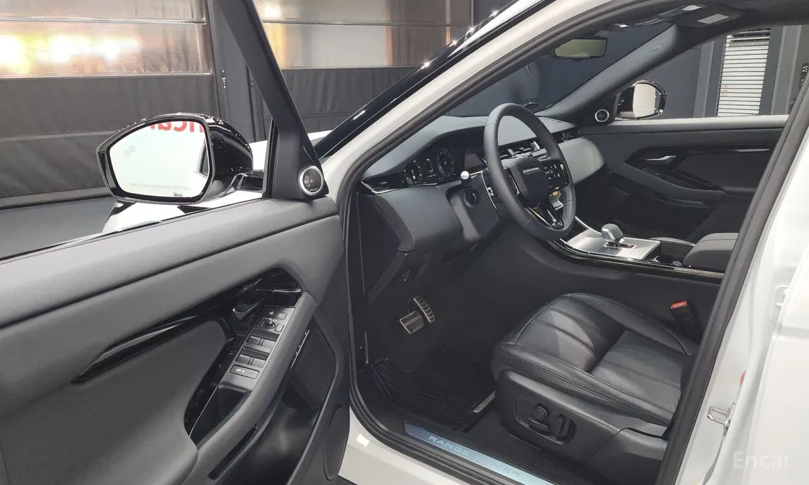 Фото 10 - Land Rover Range Rover Evoque