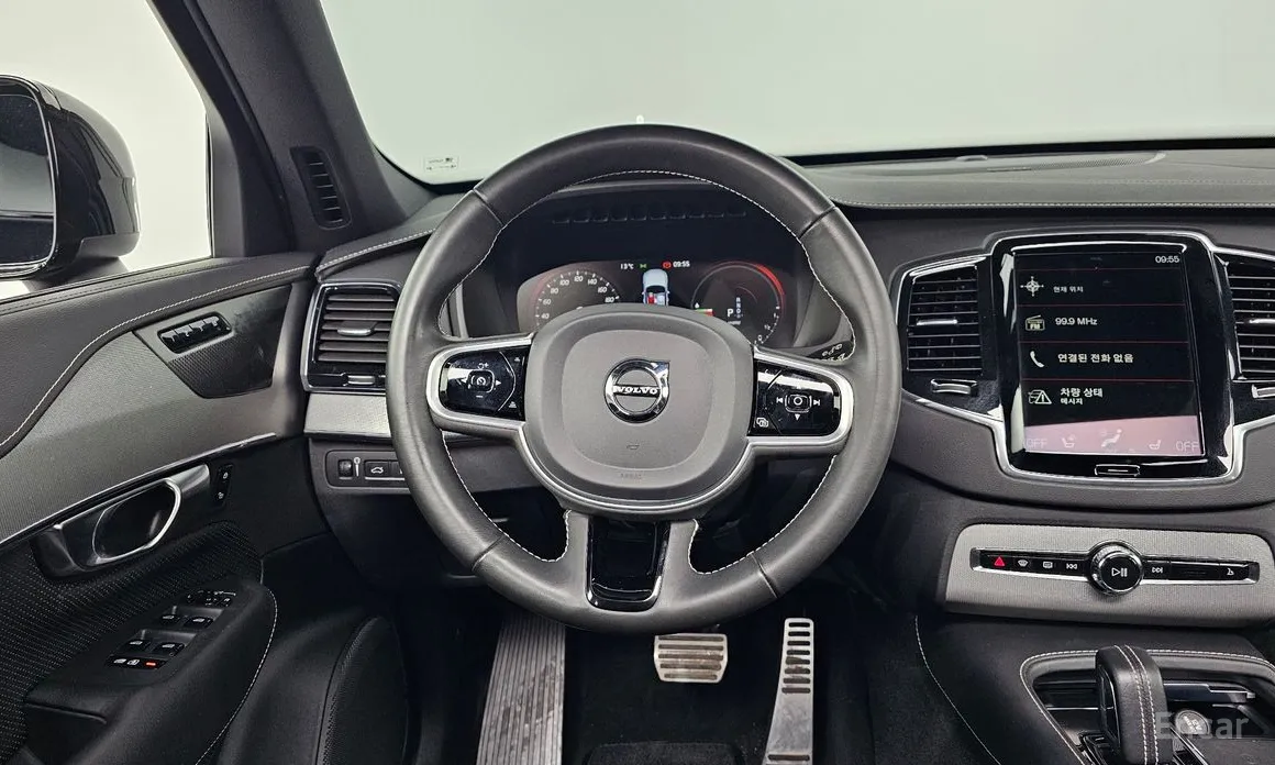 Фото 13 - Volvo XC90