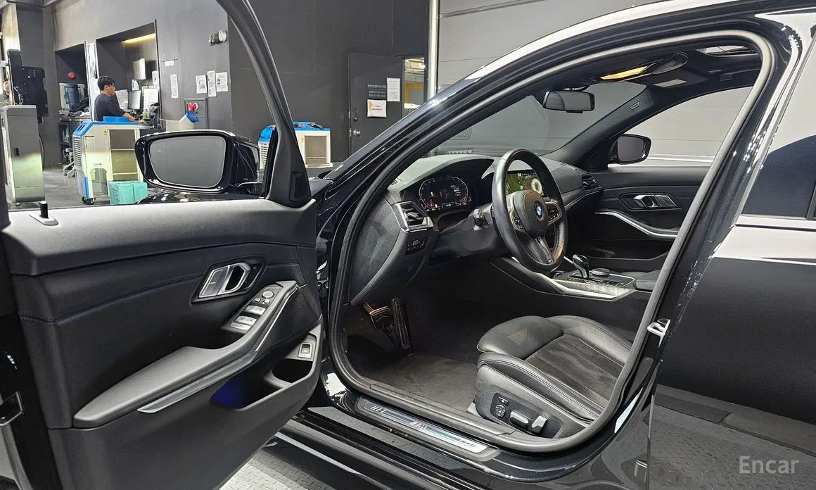 Фото 11 - BMW 3 Series