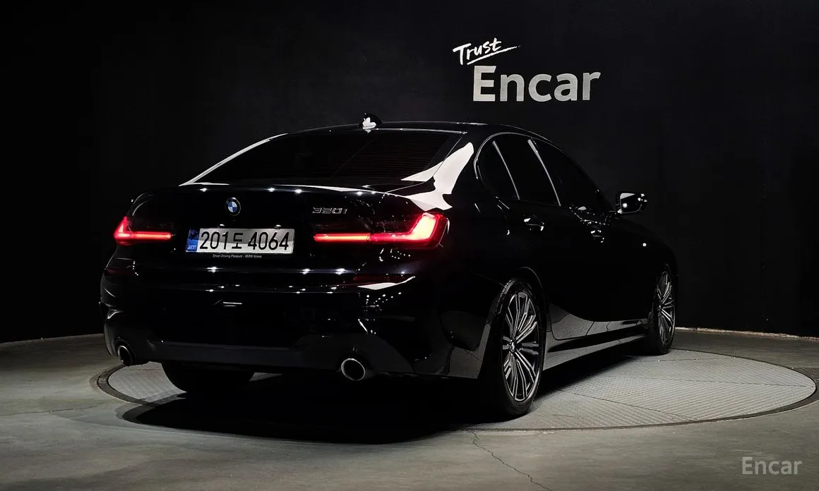 Фото 2 - BMW 3 Series